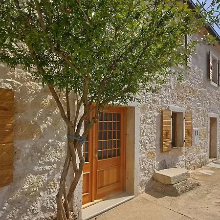 Casa Jagoda 別荘 Višnjan